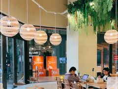 -Dough&Joe团憩(瑞虹天地月亮湾店)