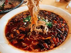 -胖大姐黄辣丁鱼庄(新津店)