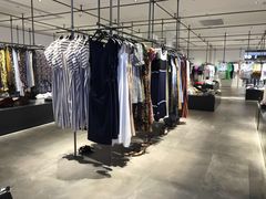-URBAN REVIVO(荟聚中心店)