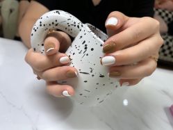 -槿里日式美甲工作室