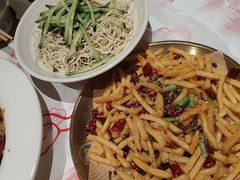 -肥肥虾庄·金牌油焖大虾(杨园滨江时代walk店)