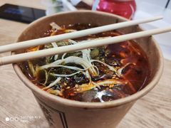 -侯志伟纯手工酸辣粉(荣民时代广场店)