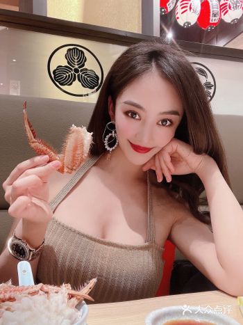 一家很适合吃️的日料店 整家店满满日系风 人均五六百
