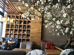 -山有花啡餐厅(常营总店)