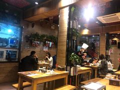 大堂-管氏翅吧(护国寺店)