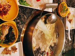 -一席地·本地鸡窝·杭帮鸡火锅(萧山银隆百货店)