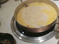 -洪氏嗨捞·猪肚鸡火锅(阳光天地店)
