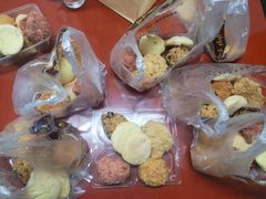 -鲍师傅糕点(西站店)