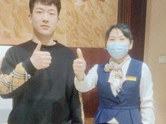-皇宫大酒店