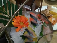 鱼肉刺身-鸿腾国际大酒店-海鲜姿造海鲜烤肉自助餐