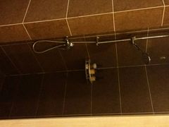 android_upload_pic-西安大雁塔科技大学地铁站亚朵酒店