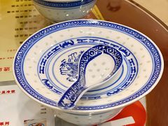 -广信牛奶甜品世家(台东店)