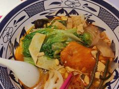 清汤串串-串串叔叔麻辣烫(铜锣湾店)