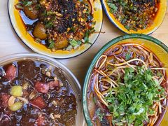 -拈签一笑黄牛肉辣卤串串