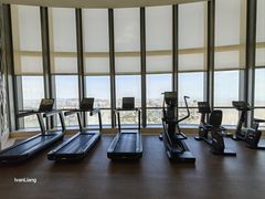 -珠海瑞吉酒店游泳池