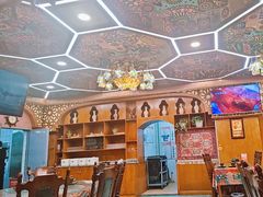 -乡村馕坑肉·烧烤·新疆菜·本地人更爱吃(阿勒泰首店)