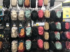 -迪卡侬(西华店)