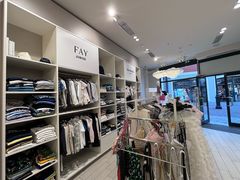 -塞拉瓦莱名品奥特莱斯