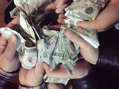 -密讯馆密室逃脱&换装侦探剧(环球港旗舰店)