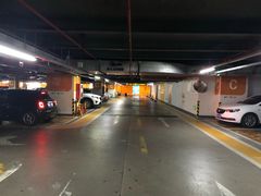 -万象城-停车场