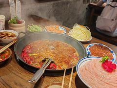 -萍姐火锅·公路夜市(武汉首店)