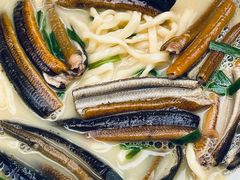 -三百碗宝应长鱼面(板仓街店)