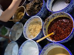 -八一路好吃街(雨田商务大厦店)