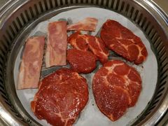 -佰烧海鲜烤肉火锅自助(世茂国际广场店)