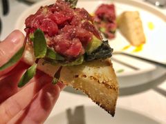 牛肉塔塔配牛油果黑橄榄酱-Solo(衡山路店)