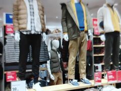 -优衣库(南京建邺万达广场店)