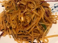 土豆丝-陈阿婆鱼头泡饼·京味菜(复兴路店)