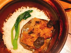 荷香粉蒸肉捞饭-山里亲戚(淞虹路店)