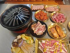 -胡悦里韩式烤肉(芝罘万达广场店)