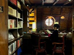 -良友书坊(安徽路店)