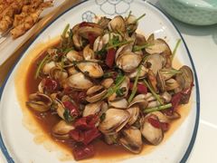 -嗨辣小聚·盘锦河蟹·海鲜烧烤龙虾(盘锦十年好店)