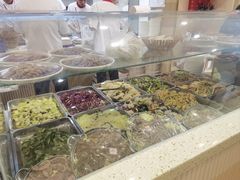 -闫家驴肉老店(华电一校店)