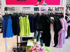 -UNDER ARMOUR(八达岭奥莱店)