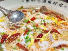 -江渔儿酸菜鱼(奥园广场金发购物中心店)