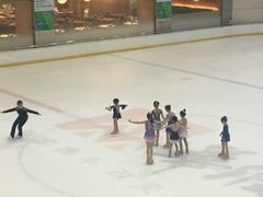 -冰纷万象滑冰场(深圳万象城店)