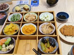 -轻蔬不用等·素食(江苏路店)