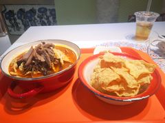 -丽丽三鲜螺蛳粉(田林路店)