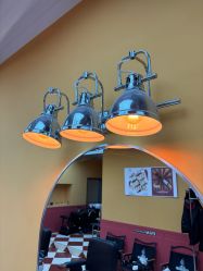 -Devilhands Barbershop男士理容店