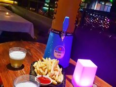 -MARU玛露音乐餐厅(大学路店)