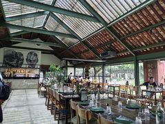 -喜洲吧·江畔老船厂·庭院餐厅(喜临院店)
