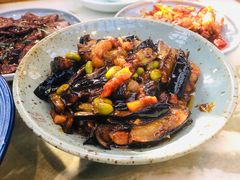 卤肉毛豆烧茄子-小吊梨汤·北京菜(香山店)