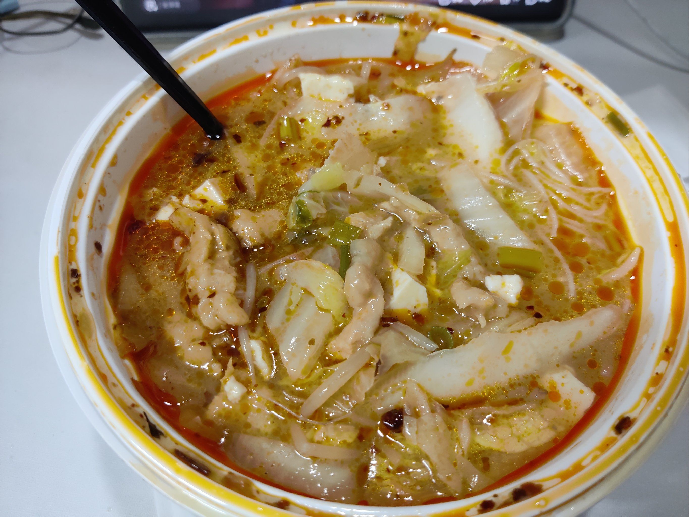 天天领红包 
炝肉粉丝非常的美味