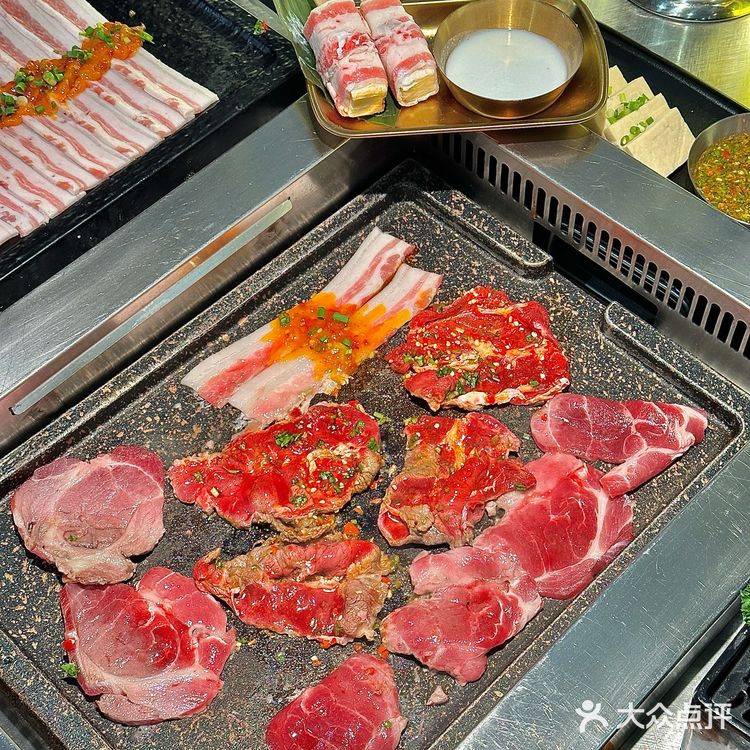 来建设路只办一件事。。。