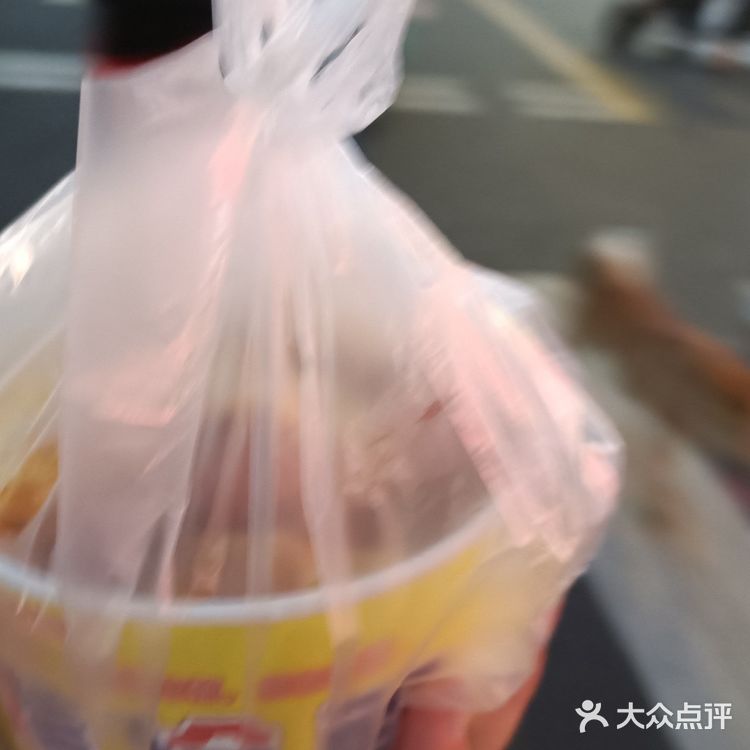 旁边阿叔抄的粉也超级香！
