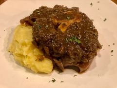 炖牛膝骨-La Tavernetta(Bar à Vin)(乌鲁木齐路店)