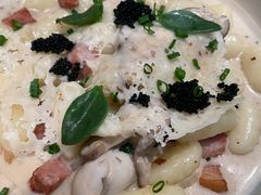 鲜耗土豆丸子配白酒奶油汁和芝士脆-gaga(深圳南山益田假日广场店)